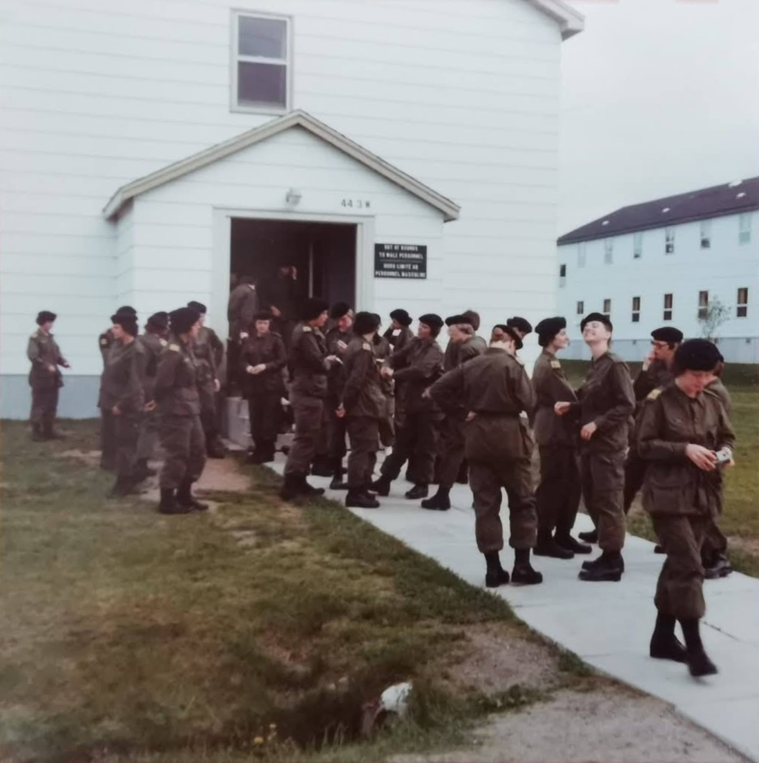 Dunver44-3W(front)82 Tribal Street